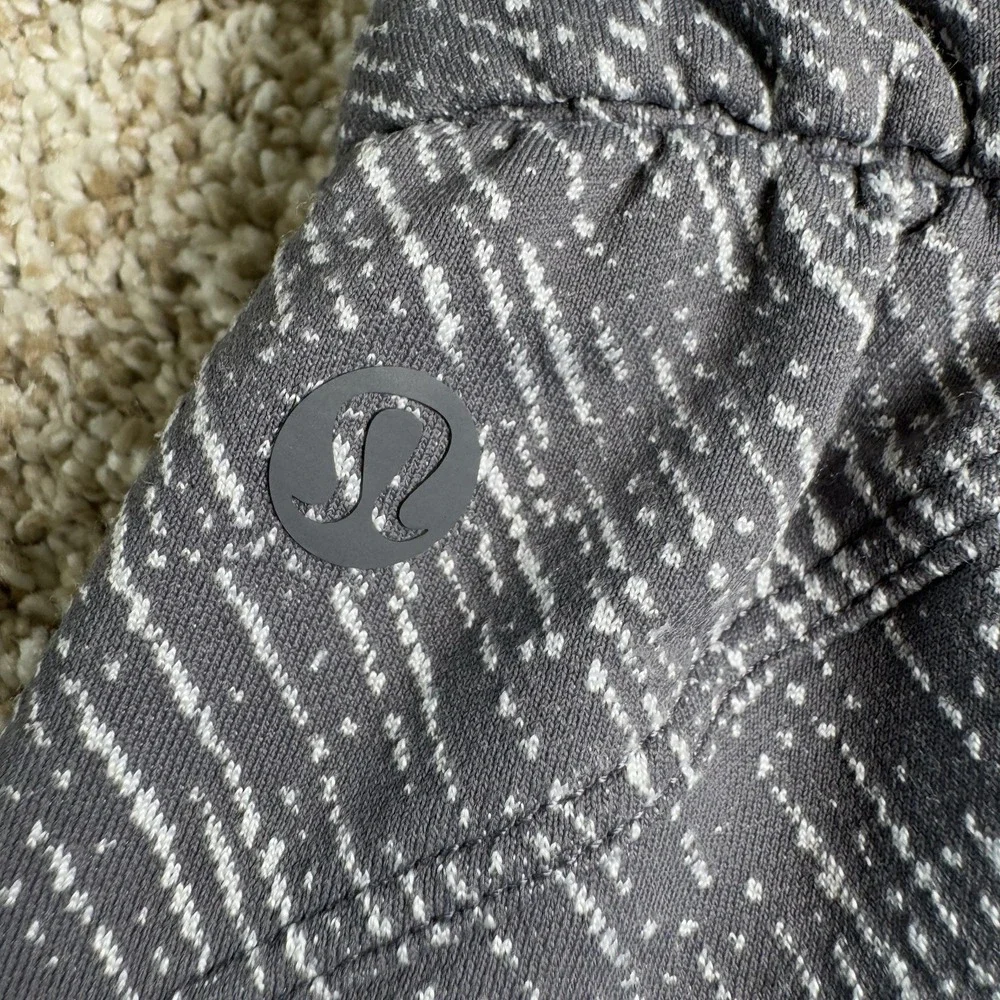 Lululemon Women's Size 6‎ Stretch Jogger High Rise Grey Cuffed Ankle